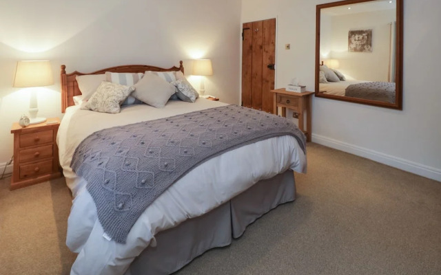 Riverstone Cottage