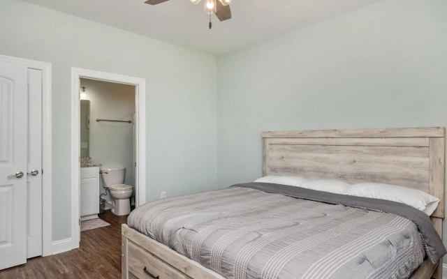 Pawsitively Paradise by Oak Island Accommodations