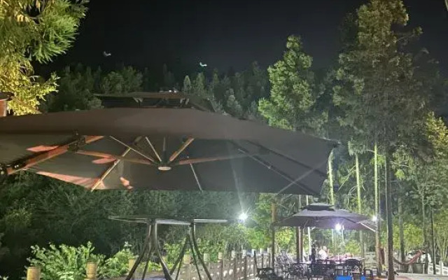 Xinrunze Hotel