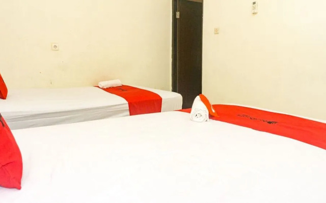 RedDoorz near Sentani Airport Jayapura