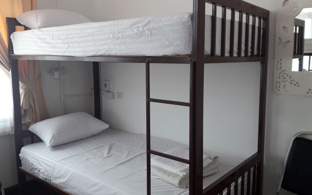 Хостел Vanilla Hostel & Bar комната для гостей
