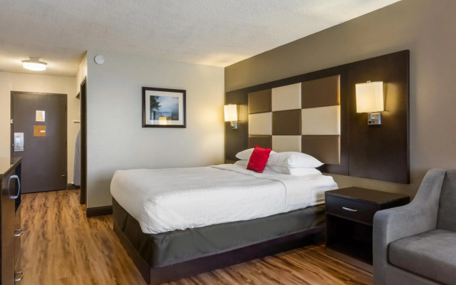 Red Lion Hotel Monterey