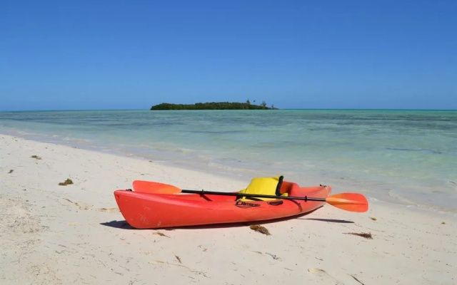 Swains Cay Lodge