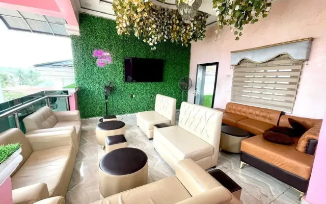 Alabama Luxury hotel Osogbo