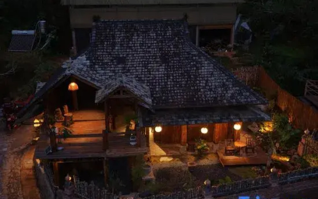 Mangjing Impression Courtyard