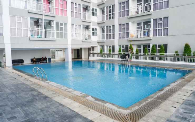 Modern and Spacious Studio Apartment at Taman Melati By Travelio