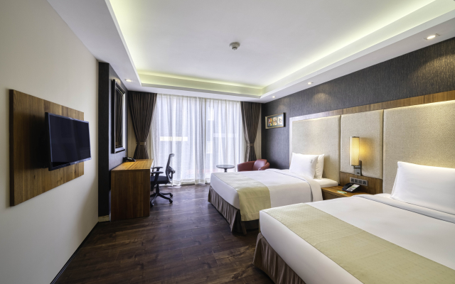 Holiday Inn Kolkata Airport by IHG