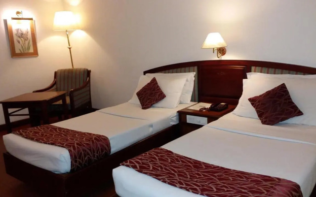 Issacs Residency