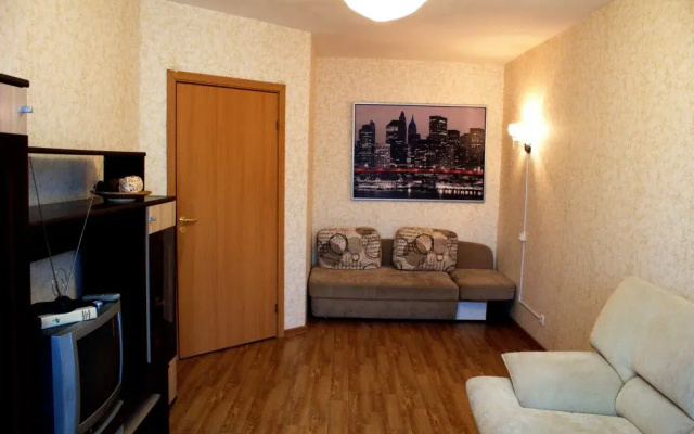 Metro Parnas Apartments