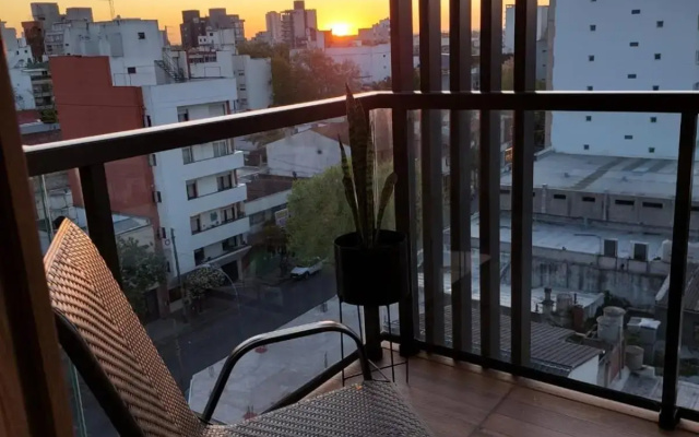 EXCELENTE y completisimo monoambiente con cochera