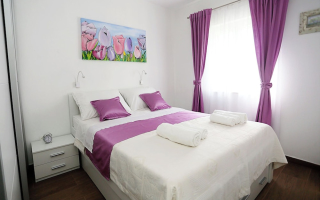 Apartment Romarin