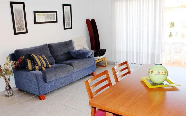 252-casa con Piscina Comunitaria y Garaje