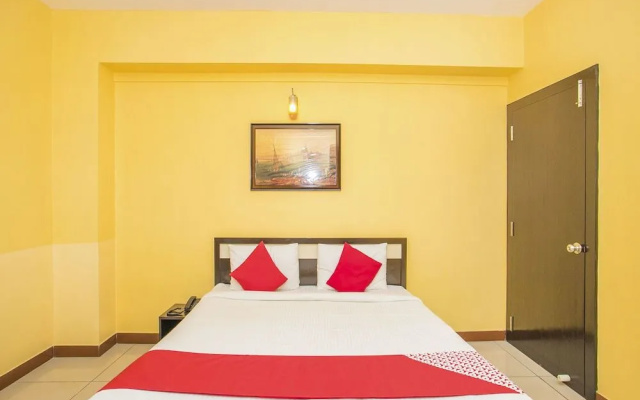 OYO 8799 Urs Palace