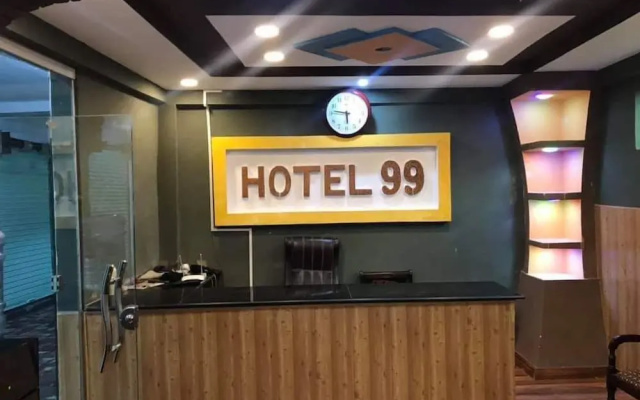 Hotel 99