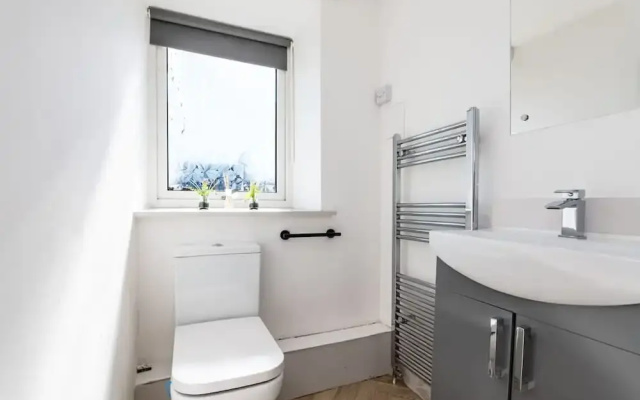 5 Bedroom Apartment - Galashiels