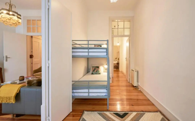 Spacious Apartment in the Perfect Lisbon Location, By TimeCooler