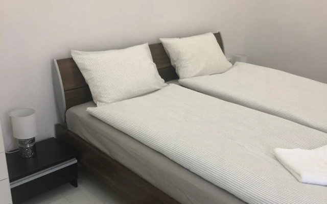 SMART GuestHouse