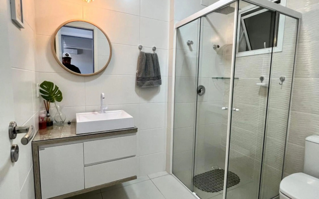 Apartamento Novo com Piscina a 350m da praia