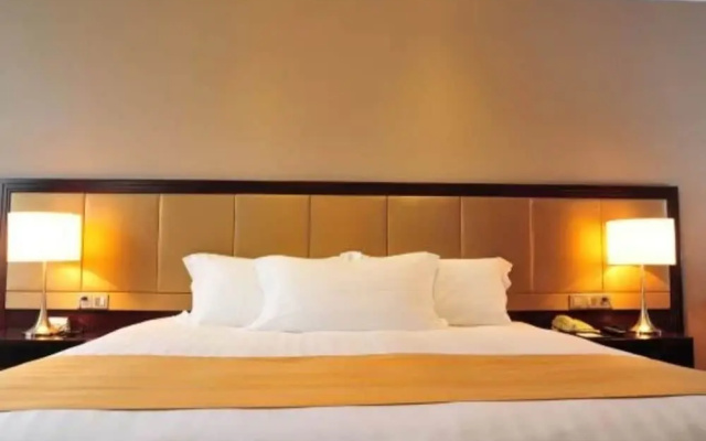Donghu Service Apartment Hotel
