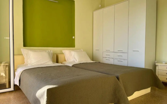 Athens Riviera: 2 bed / 3' walk from the beach