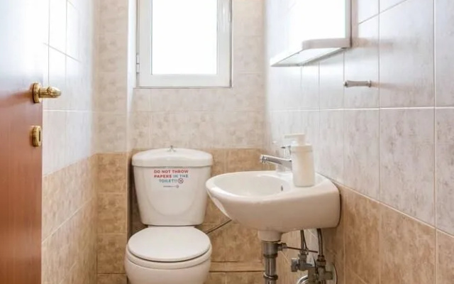 Demokratia apartment Pnyx Hill building