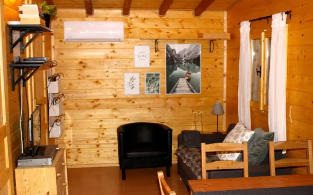 Te huur: 5 persoons chalet aan het Luganomeer