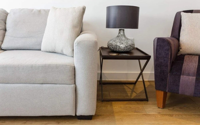 Modern 1bed W/balcony in Bromley, 7mins to Tube