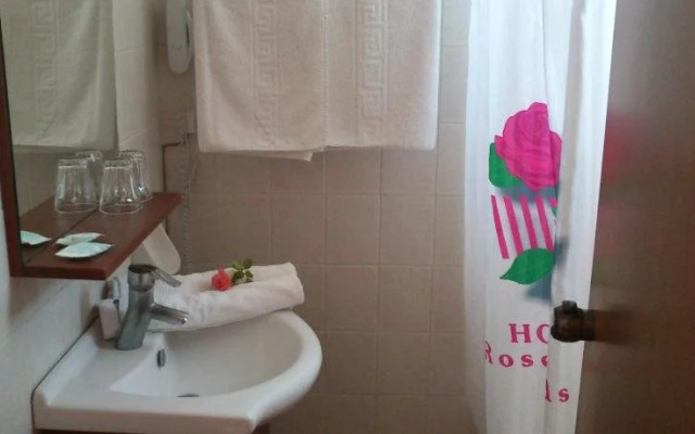 Roselands Hotel