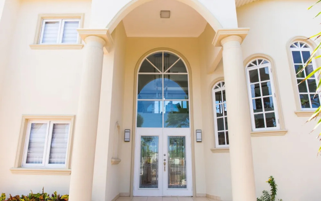 Villa Acqualina