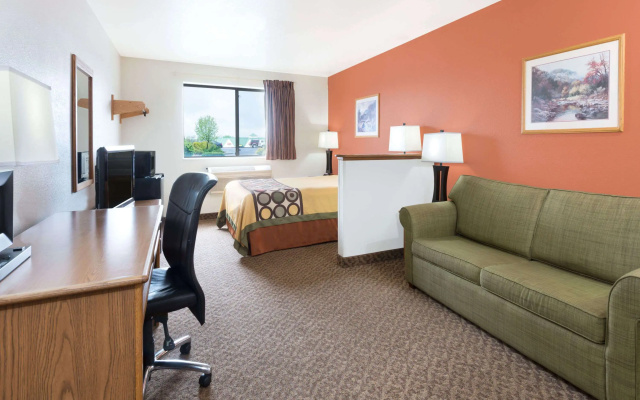 Super 8 by Wyndham Morgantown