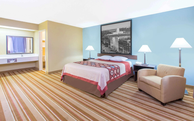 Super 8 by Wyndham Dothan