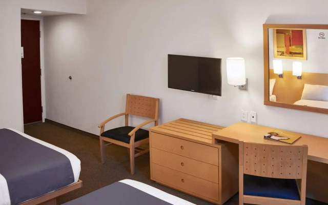City Express Suites Silao Aeropuerto