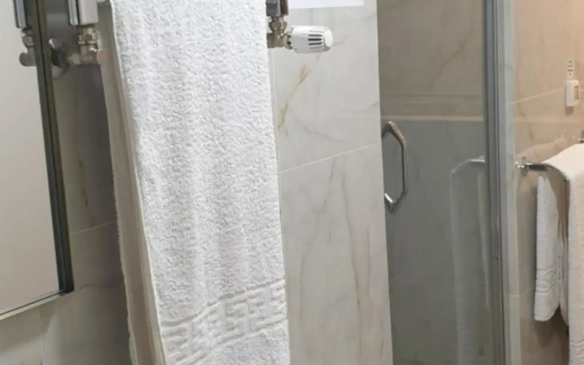 DISCREET ROOMS - ULTRACENTRAL - jacuzzi cu hidromasaj