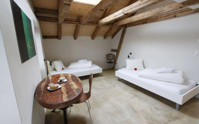 Easy Living Business Apartments