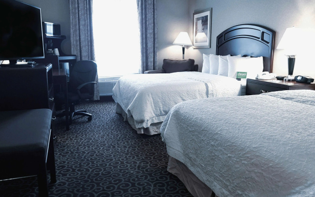 Hampton Inn & Suites by Hilton Edmonton Intl Airport