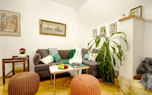 Old Town Charming Apartments