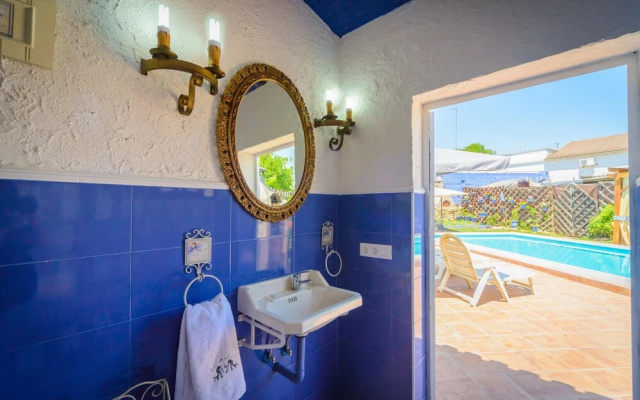 Holiday home Penaflor *L*
