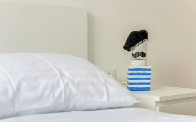 Mambo 1Bedroom Luxury Apartment-Downtown