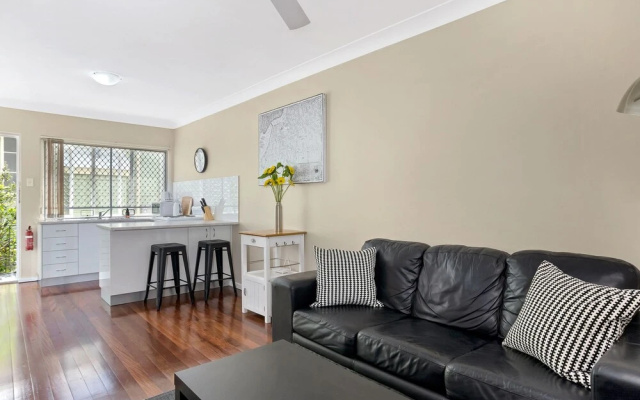 Sensational 1 Bedroom Apartment New Farm