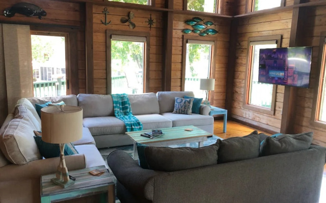 Weeki River Lodge Star5vacations