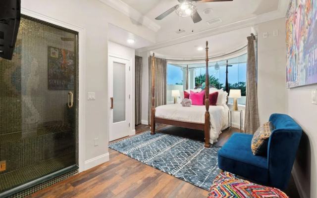 4 Bedroom Beach Bliss