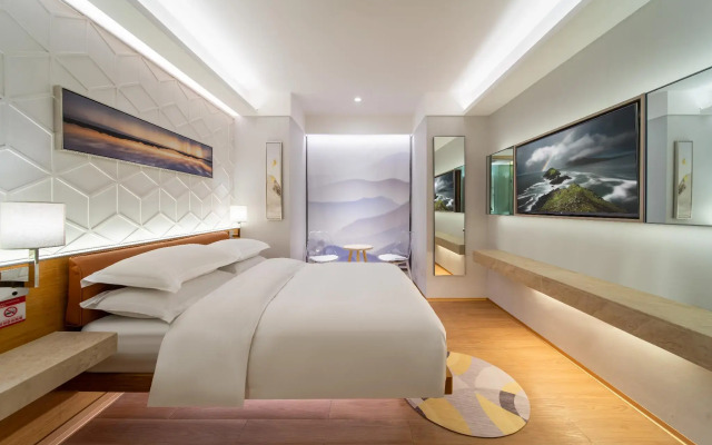 H-Hotel Riverside