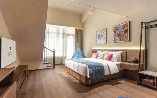 Lizun Residence·Xiangjiang Holiday (Saer Kul Lake Branch)
