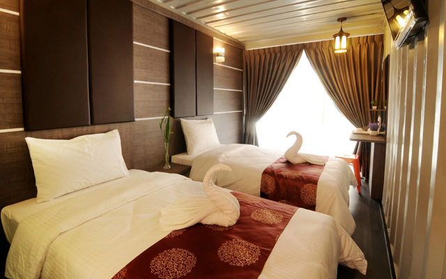 PPT Muar Hotel