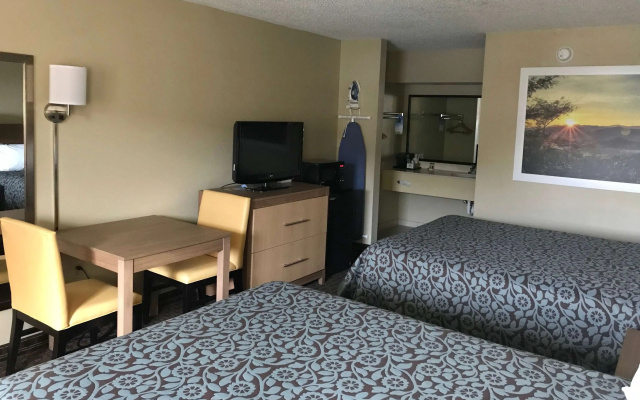 Days Inn By Wyndham Lexington/Columbia