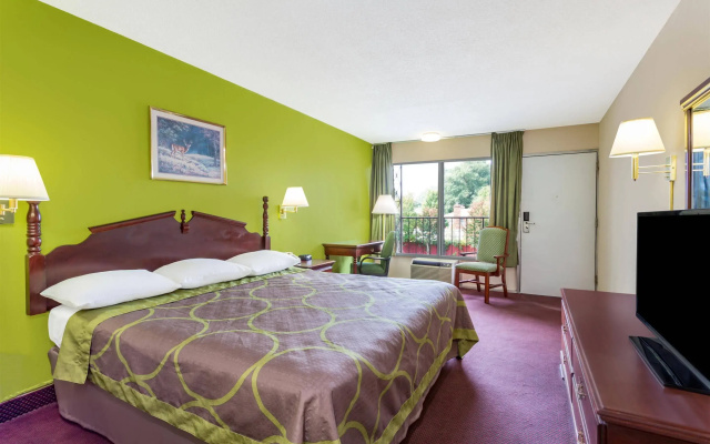 Отель Ashland Studio Inn Richmond North near Kings Dominion (Listing Partner)