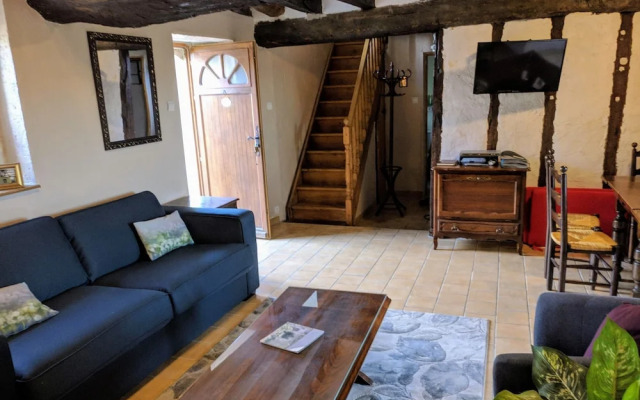 Gite La Source de Marzée Cottage