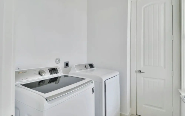 Beachside Haven by Ryson Vacation Rentals