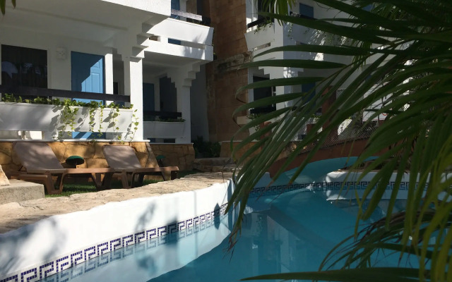 Hotel Labnah