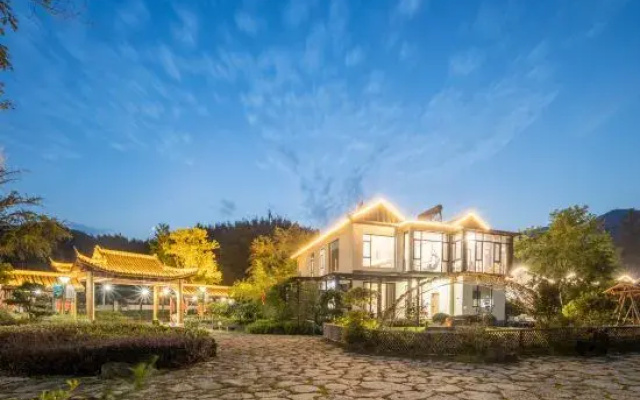 Leisurely · Changxing Poetry Garden View Resort Villa